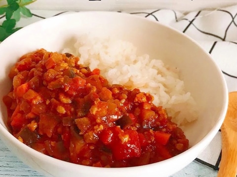 トマト缶で簡単「キーマカレー」